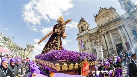 Nueve costaleras de Ciudad Real apartadas de la Semana Santa。